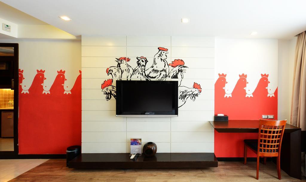 Vacio Suite Bangkok Room photo